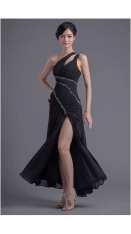 Side Slit Black Draped Long Prom Dresses KSP182