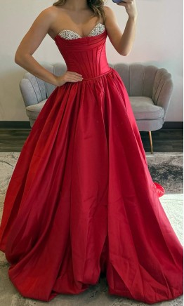 Princess Red Prom Gown Sweetheart Neckline Corset Bodice KSP682