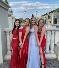 girls prom party