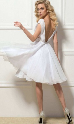 V-neck Short White Lace and Chiffon Graduation Dresses KSP508