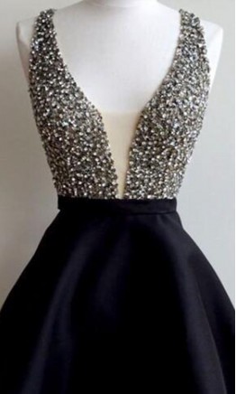 Plunging V-neck Short Black Graduation Prom Dresses 